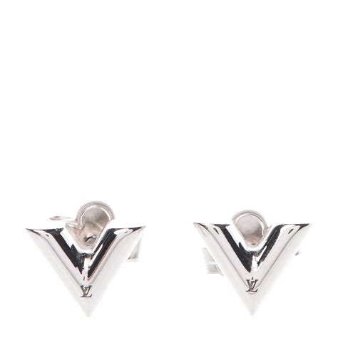 essential v stud earrings silver.